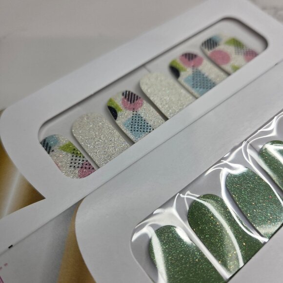 Retired Color Street 80's - Duo #2 - Picture 3 of 4